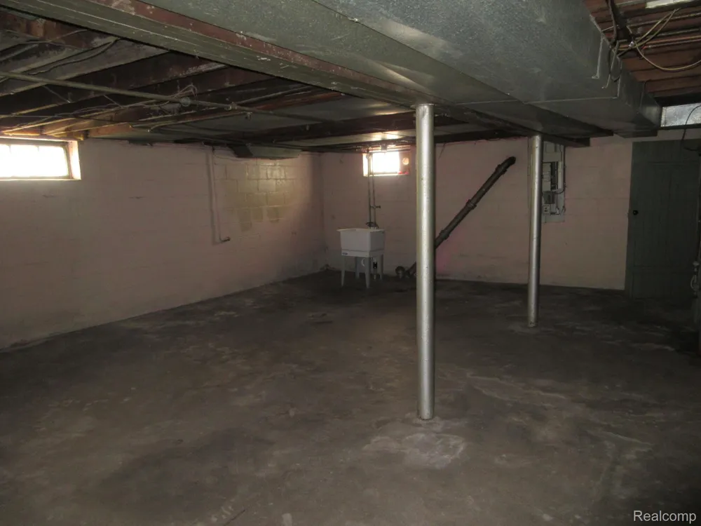 14203 Ohio Street Detroit City, MI 48238