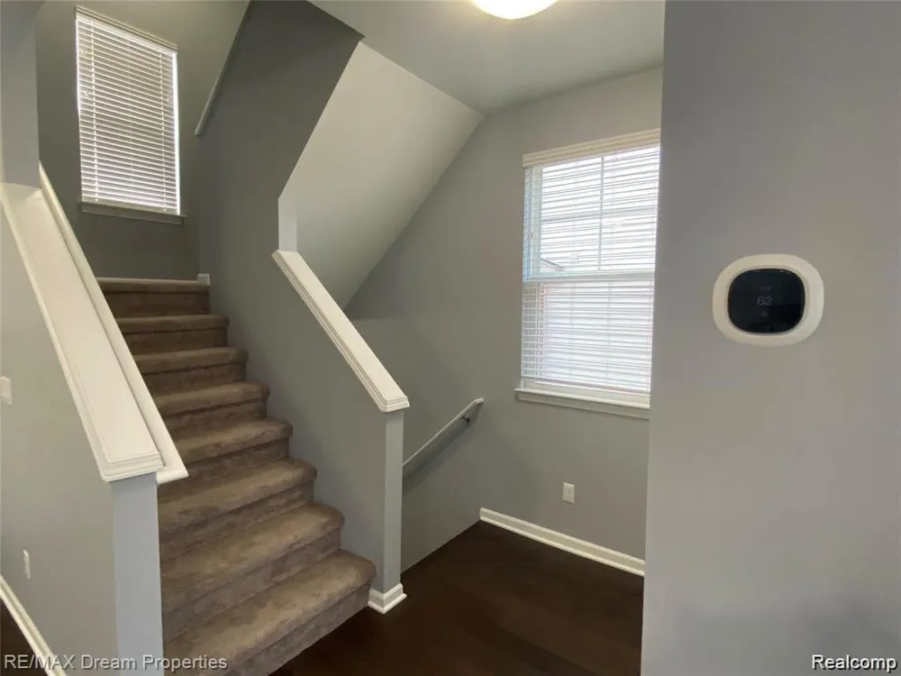 3220 JOHANNA WARE W Wixom City, MI 48393