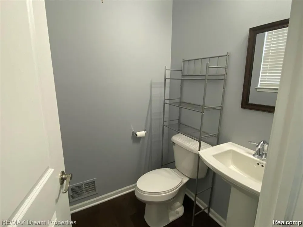 3220 JOHANNA WARE W Wixom City, MI 48393
