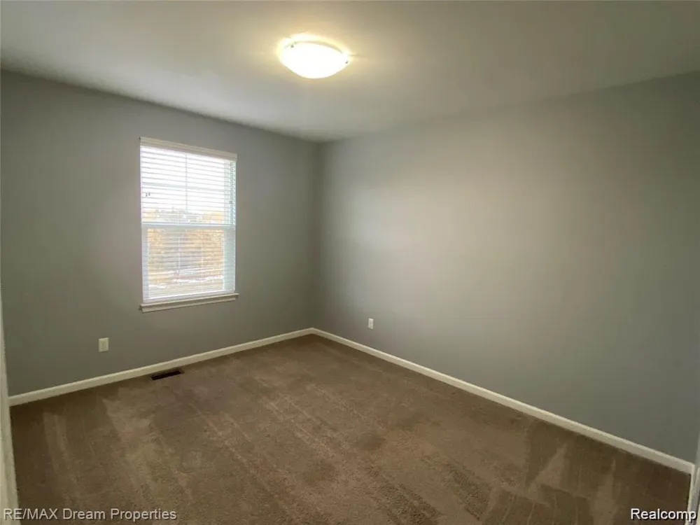3220 JOHANNA WARE W Wixom City, MI 48393