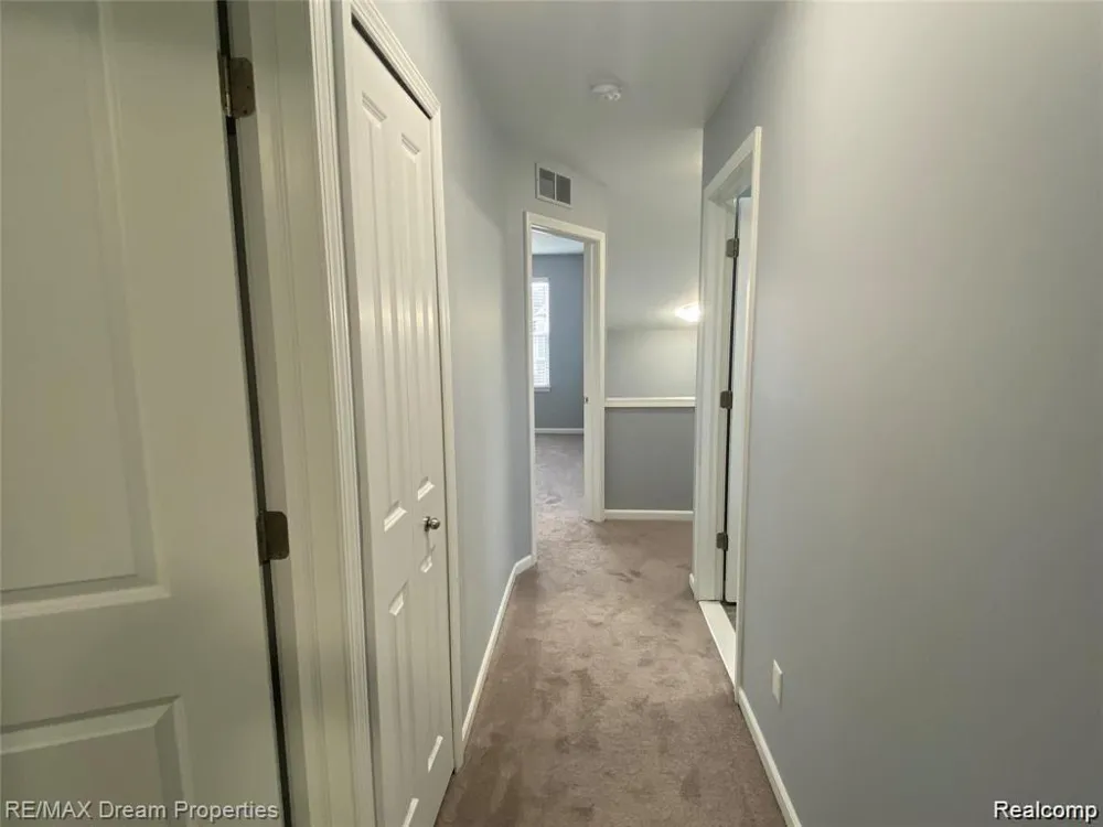 3220 JOHANNA WARE W Wixom City, MI 48393