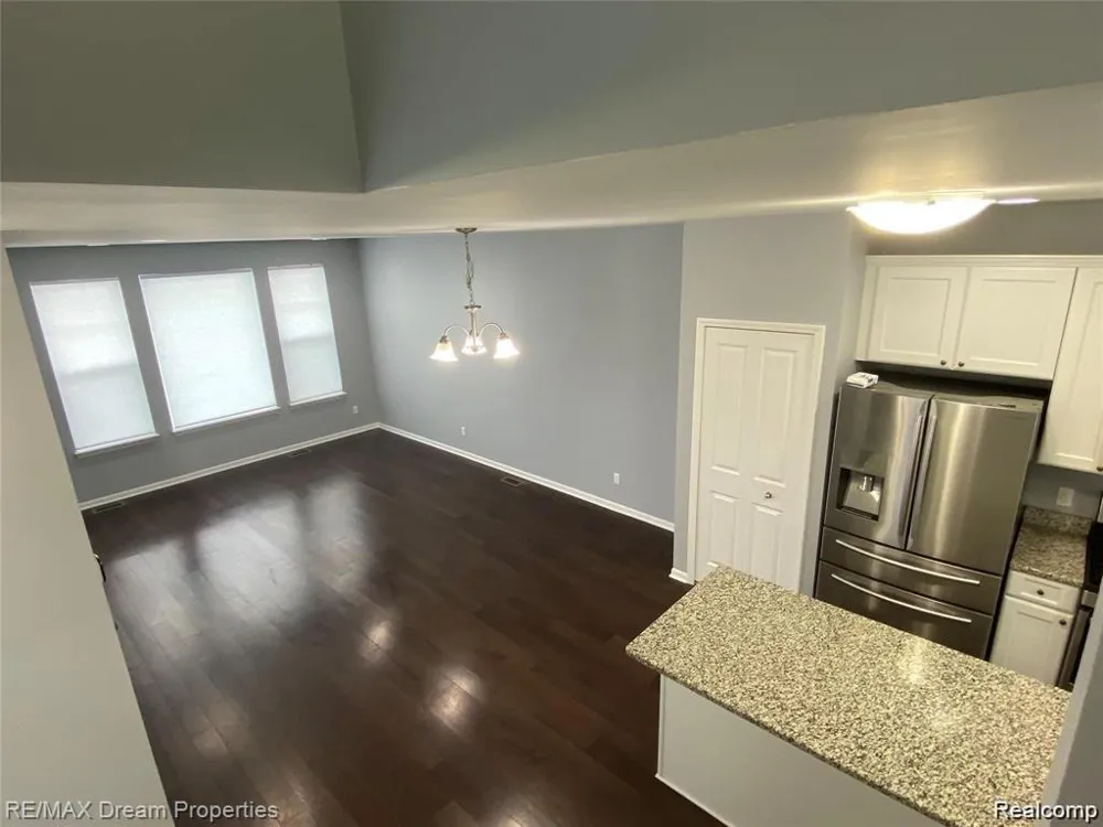 3220 JOHANNA WARE W Wixom City, MI 48393