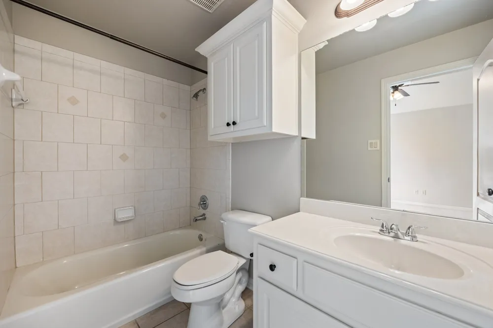 148 Stoneleigh Drive Heath, TX 75032