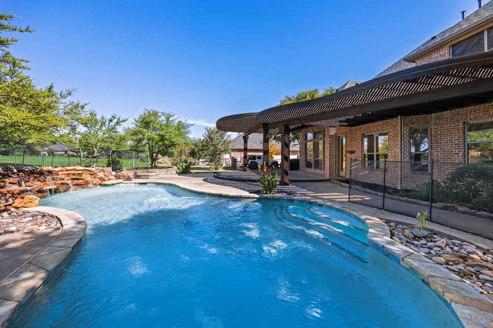 148 Stoneleigh Drive Heath, TX 75032