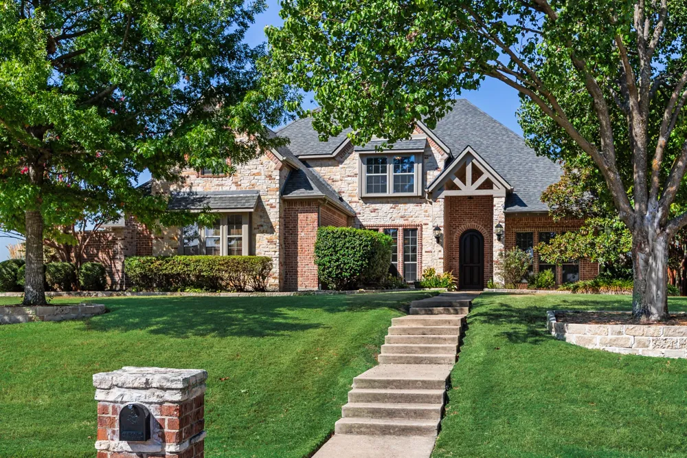 148 Stoneleigh Drive Heath, TX 75032