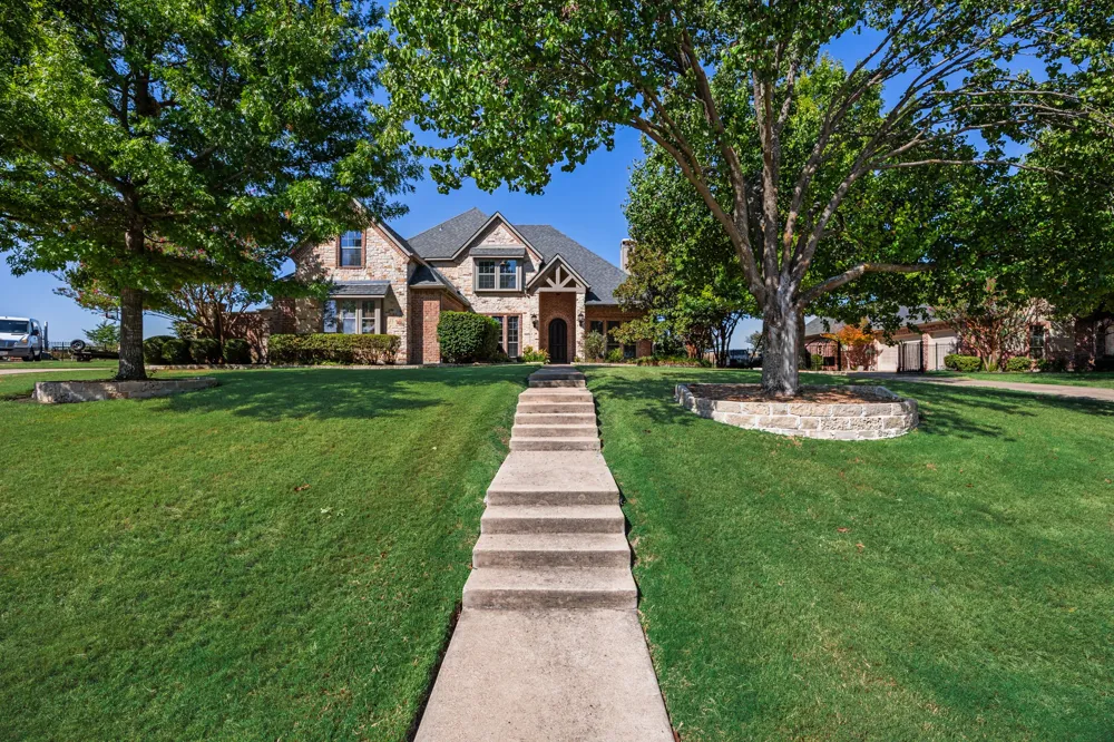148 Stoneleigh Drive Heath, TX 75032