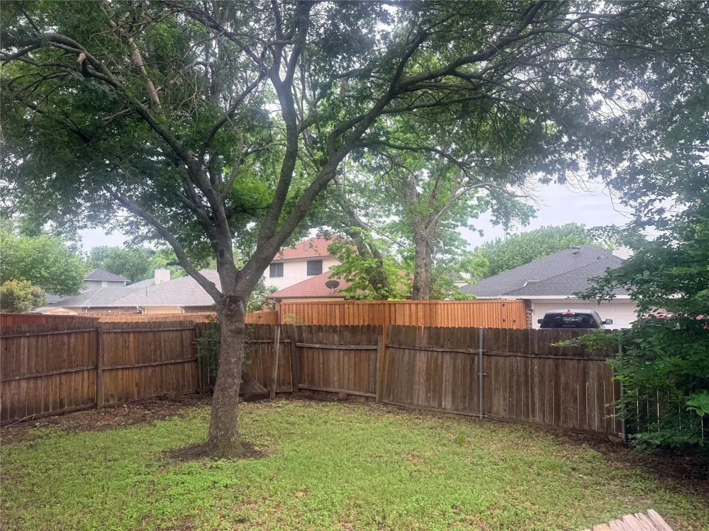 1623 Summers Drive Cedar Hill, TX 75104