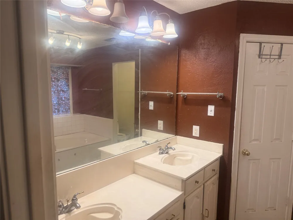 1623 Summers Drive Cedar Hill, TX 75104
