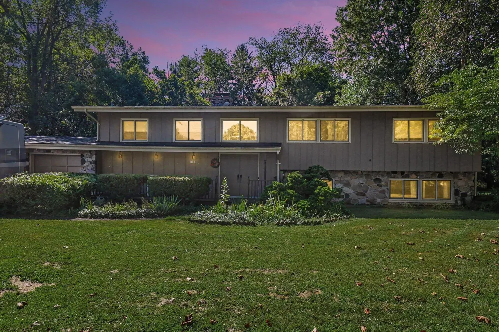 1165 Sassafras Lane Niles, MI 49120