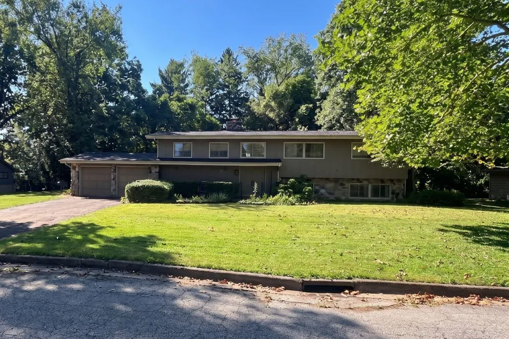 1165 Sassafras Lane Niles, MI 49120