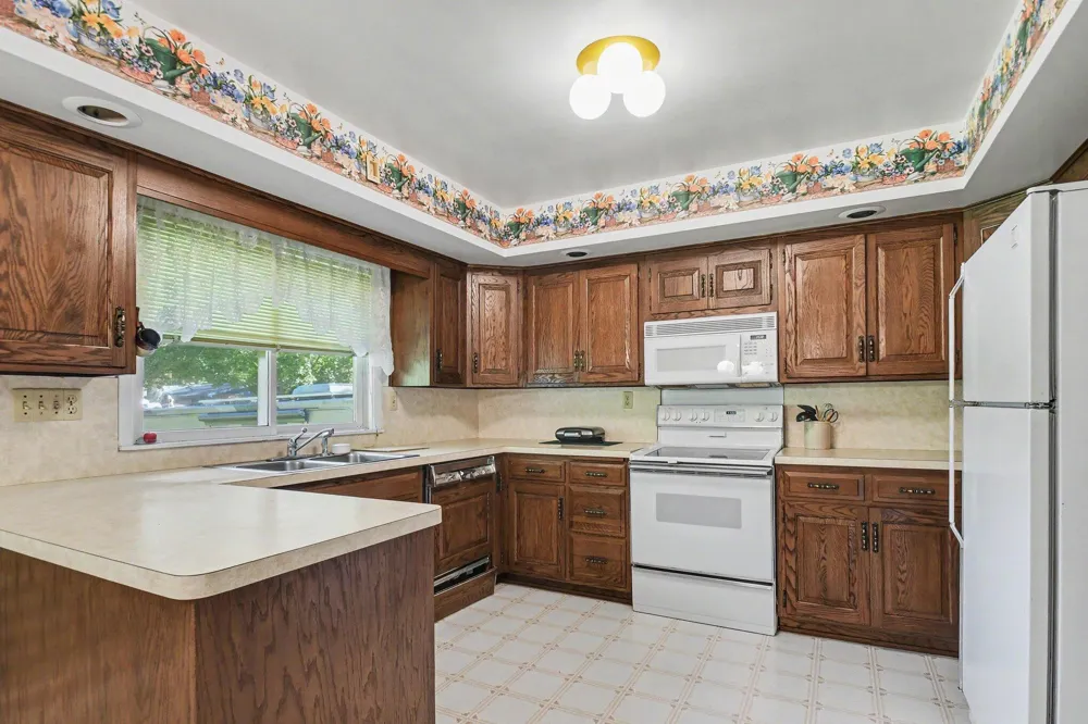 1165 Sassafras Lane Niles, MI 49120