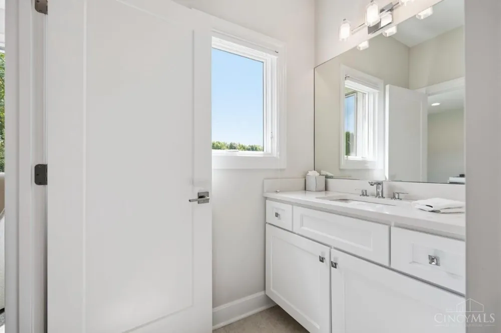 2 Birdhaven Lane Indian Hill, OH 45242