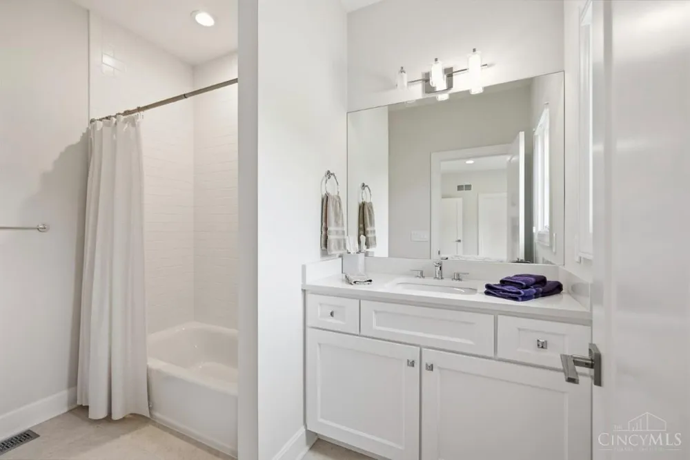 2 Birdhaven Lane Indian Hill, OH 45242