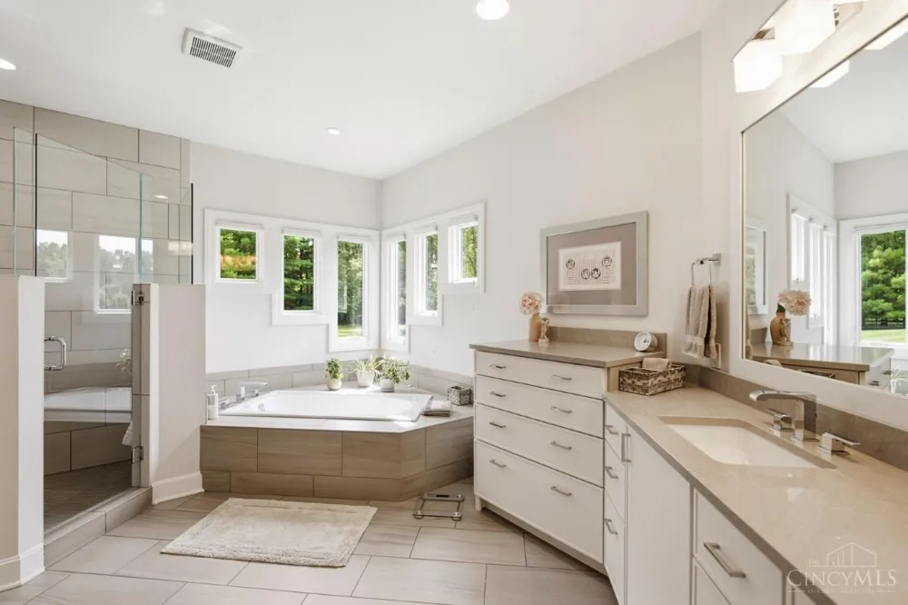 2 Birdhaven Lane Indian Hill, OH 45242