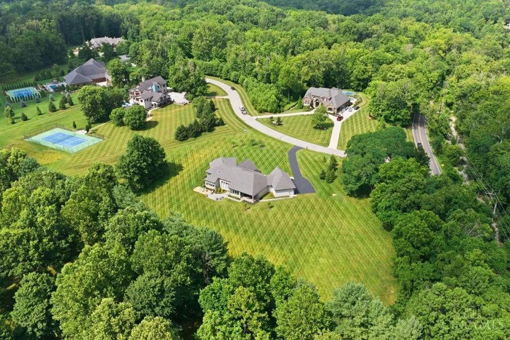 2 Birdhaven Lane Indian Hill, OH 45242