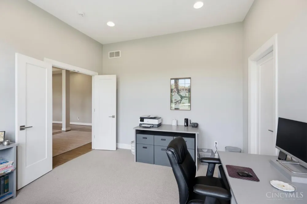 2 Birdhaven Lane Indian Hill, OH 45242