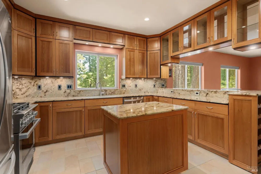 11532 Occidental Road Sebastopol, CA 95472