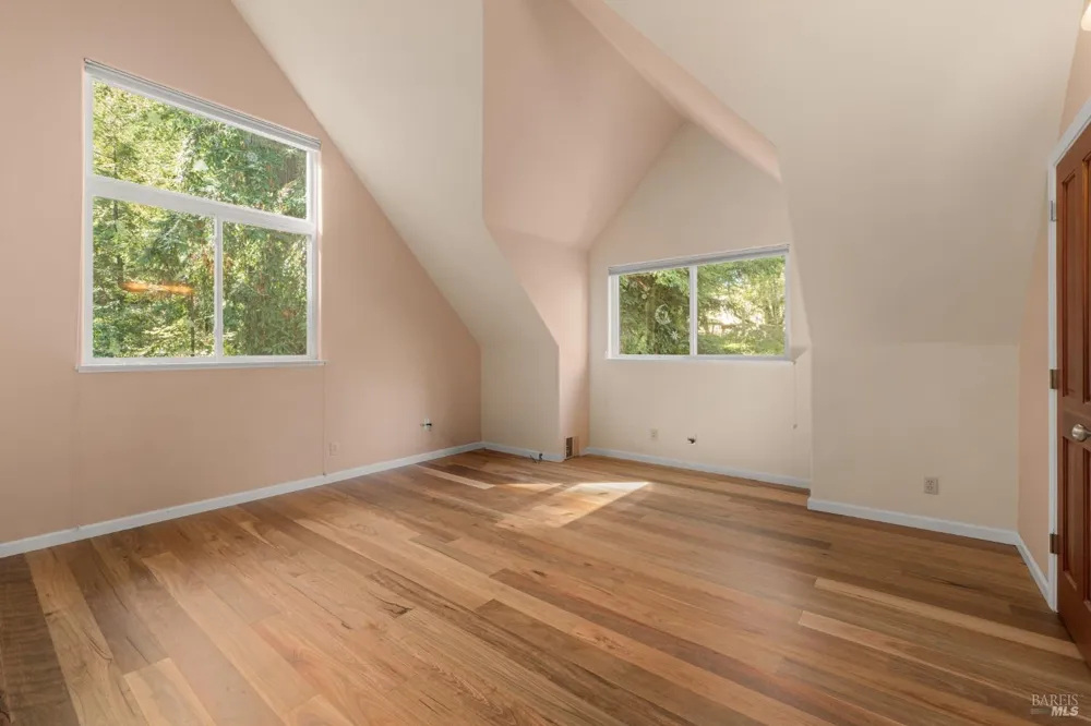 11532 Occidental Road Sebastopol, CA 95472