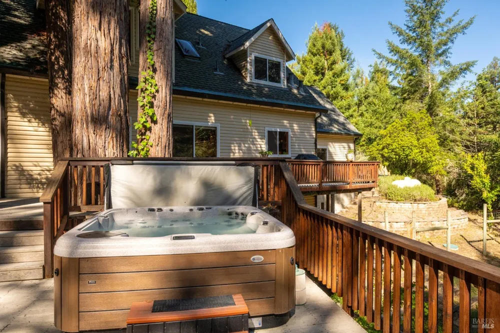 11532 Occidental Road Sebastopol, CA 95472