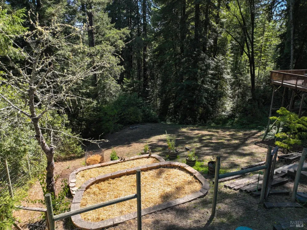 11532 Occidental Road Sebastopol, CA 95472