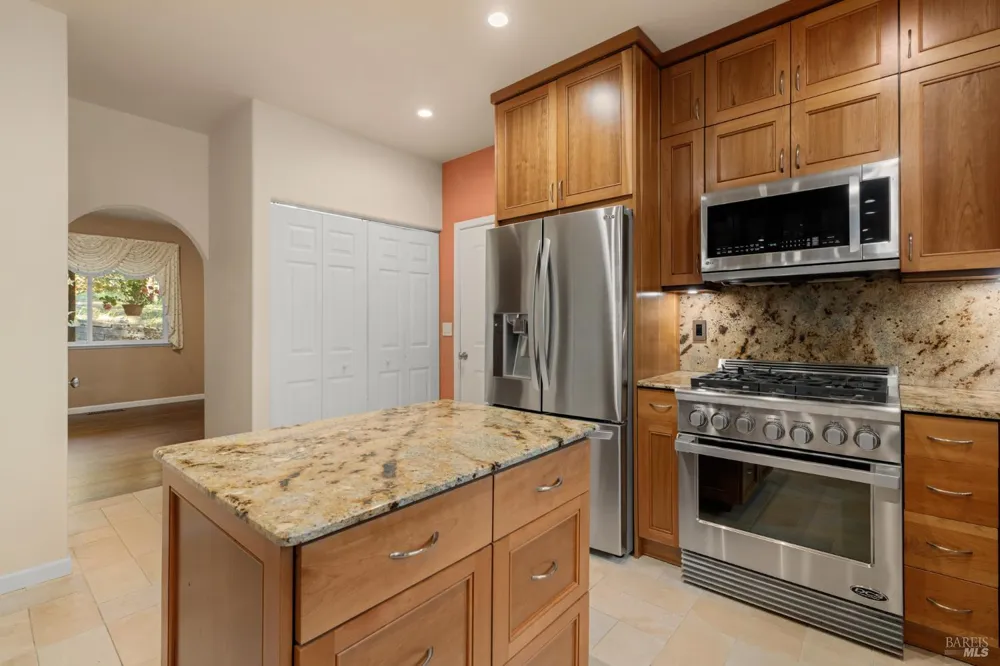 11532 Occidental Road Sebastopol, CA 95472