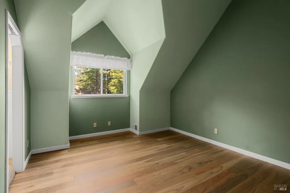 11532 Occidental Road Sebastopol, CA 95472