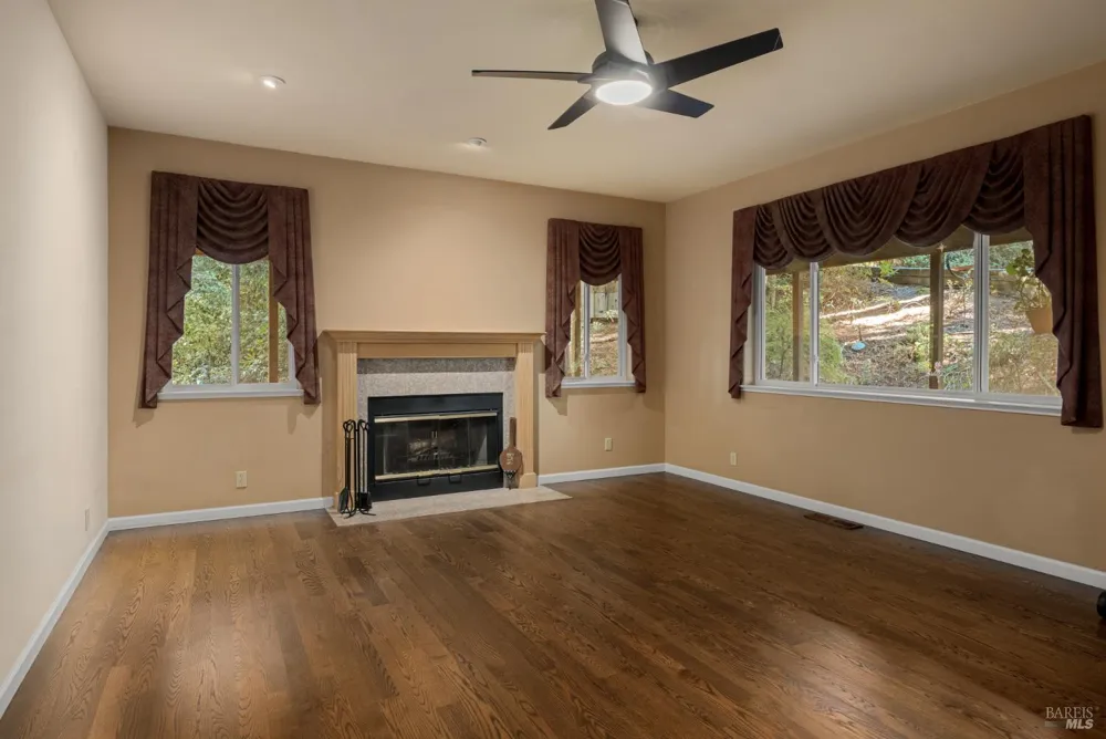 11532 Occidental Road Sebastopol, CA 95472