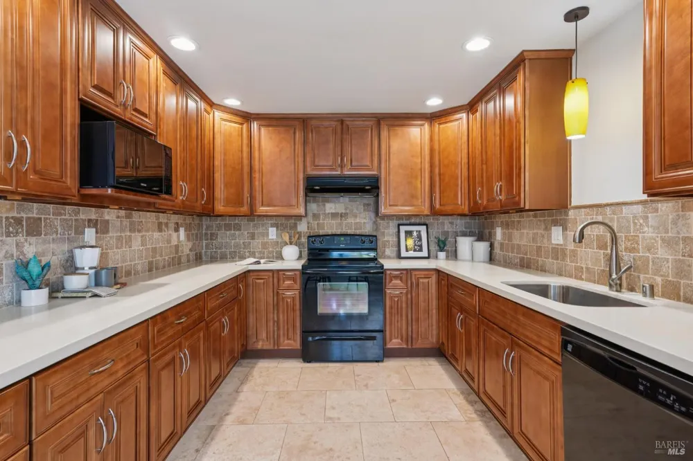 3 Duarte Court Novato, CA 94949