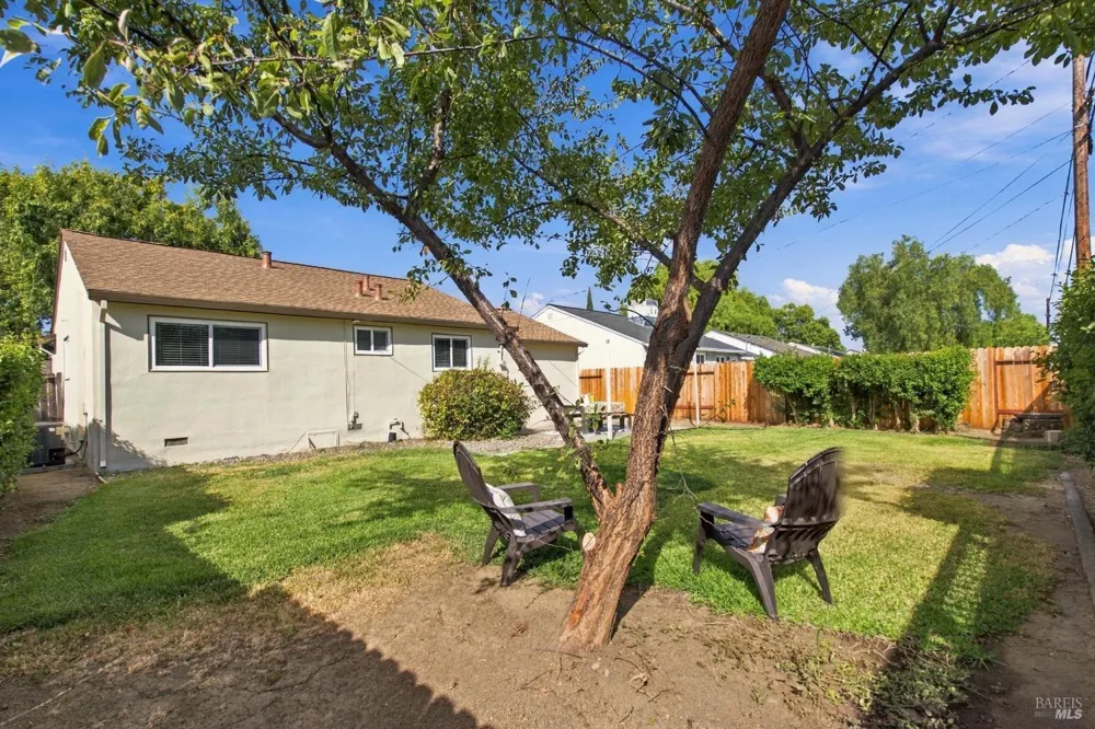 333 Buckeye Street Vacaville, CA 95688