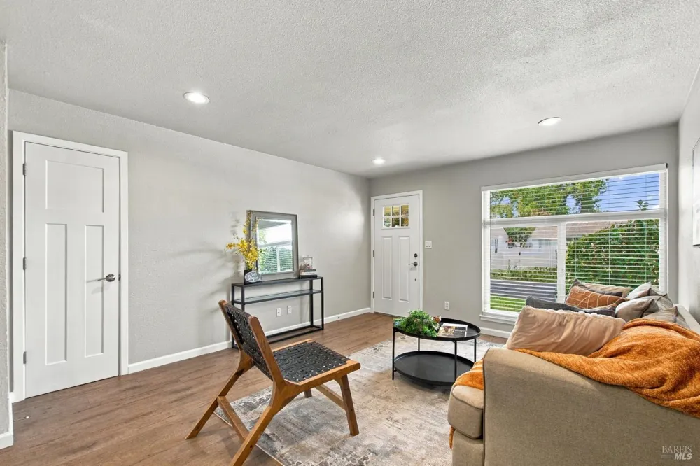 333 Buckeye Street Vacaville, CA 95688