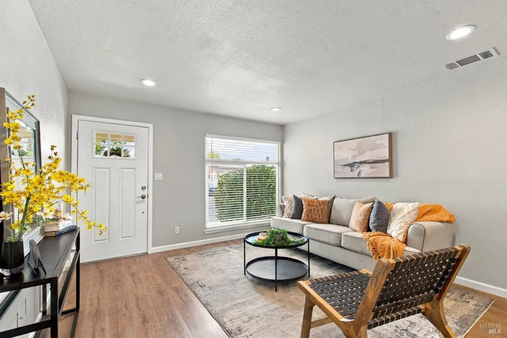 333 Buckeye Street Vacaville, CA 95688