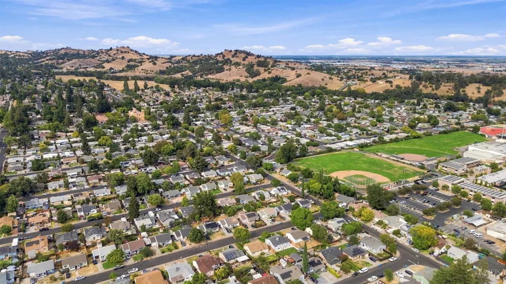 333 Buckeye Street Vacaville, CA 95688