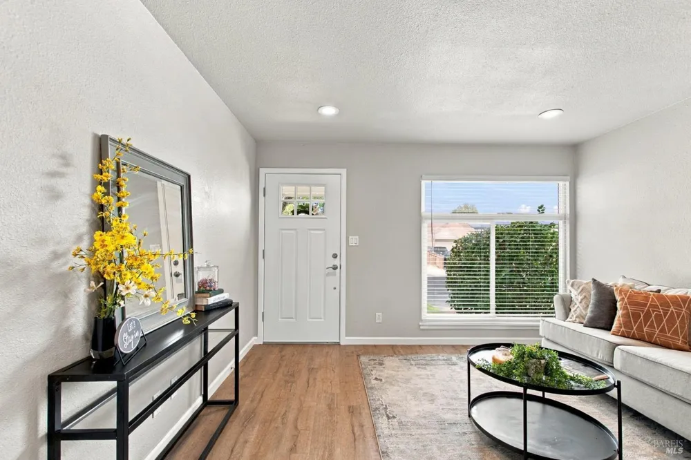 333 Buckeye Street Vacaville, CA 95688