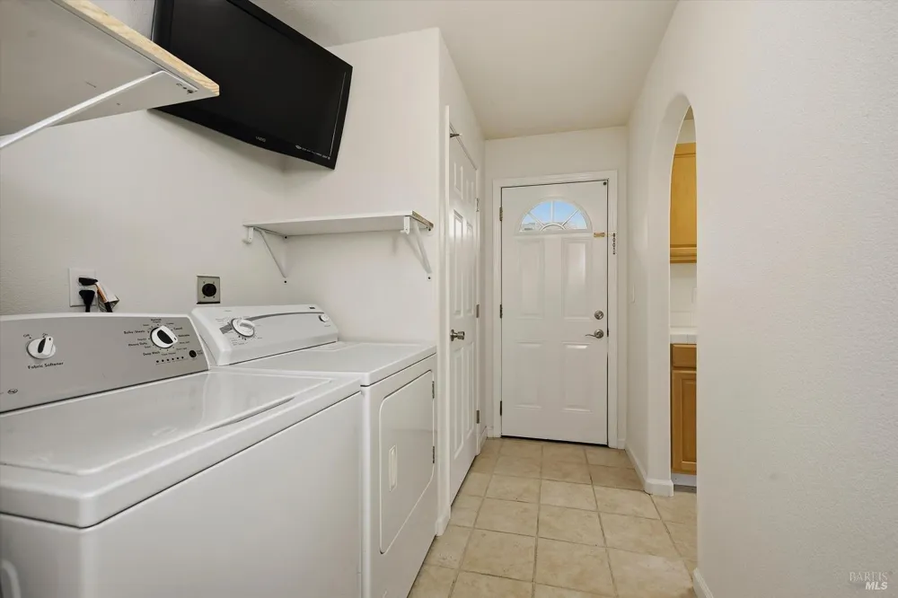 668 1st Street Upper Lake, CA 95485