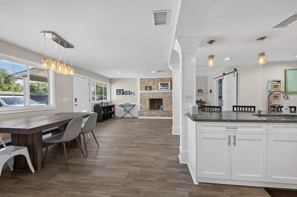 4710 W TRILBY AVENUE Tampa, FL 33616