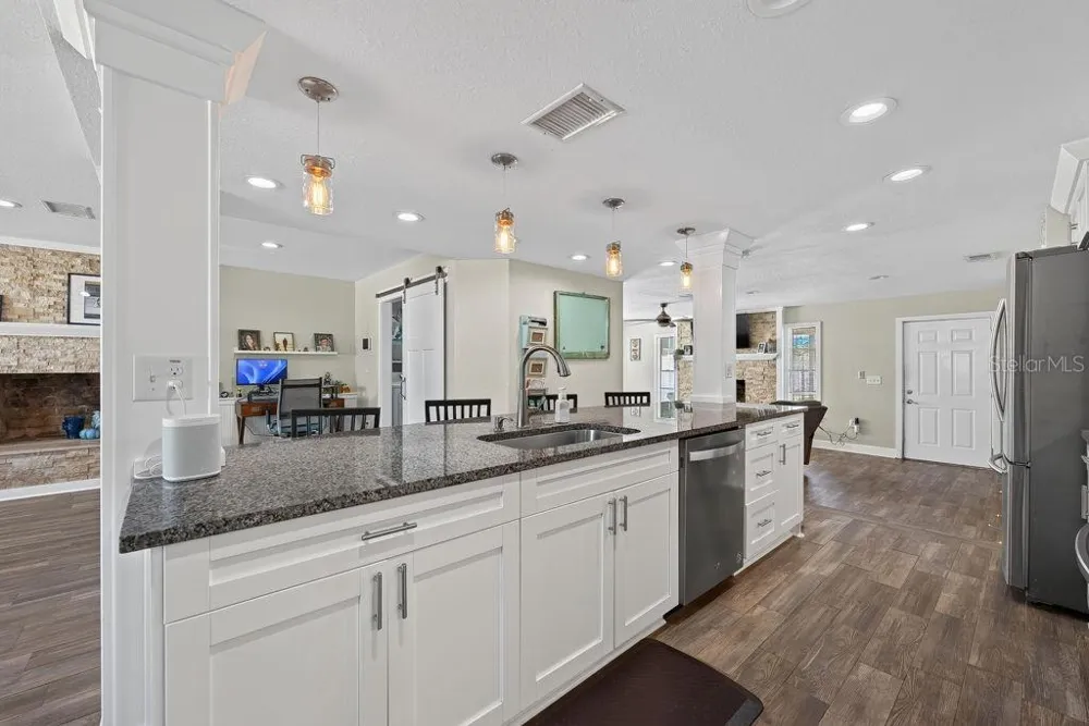 4710 W TRILBY AVENUE Tampa, FL 33616
