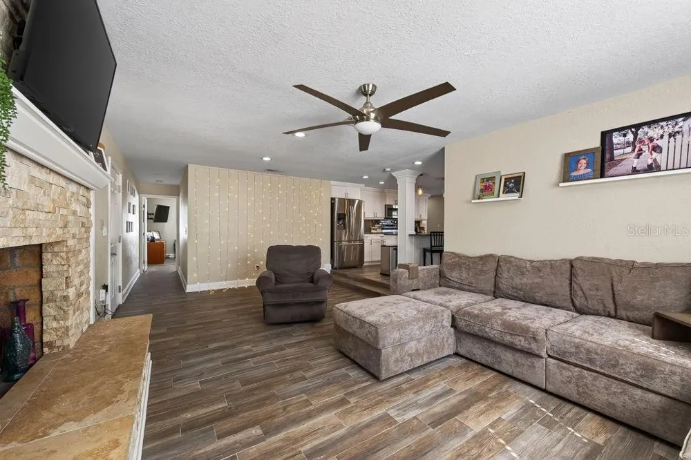 4710 W TRILBY AVENUE Tampa, FL 33616
