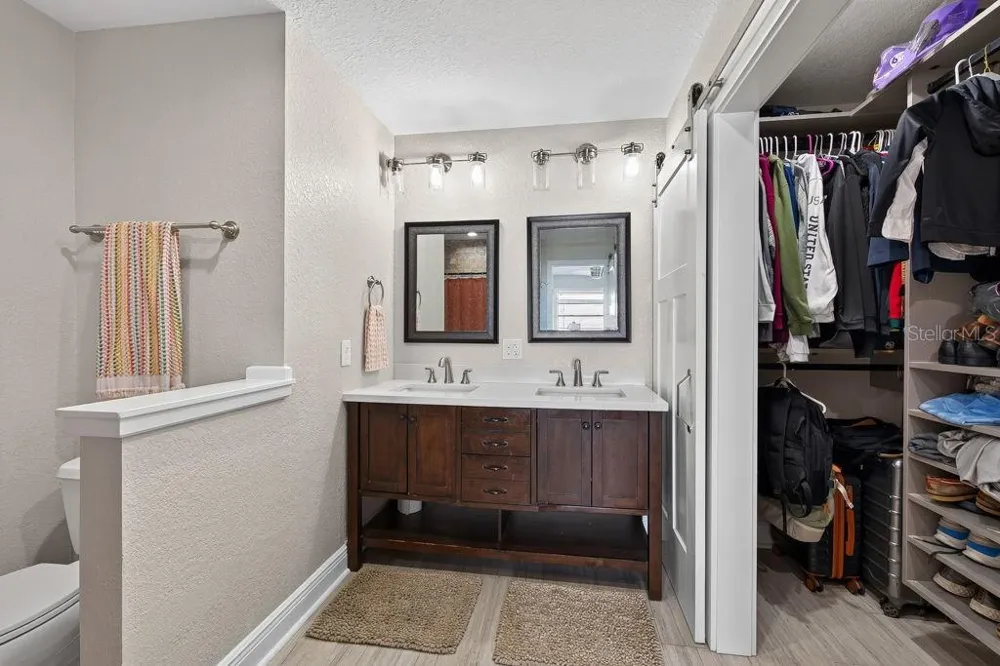 4710 W TRILBY AVENUE Tampa, FL 33616