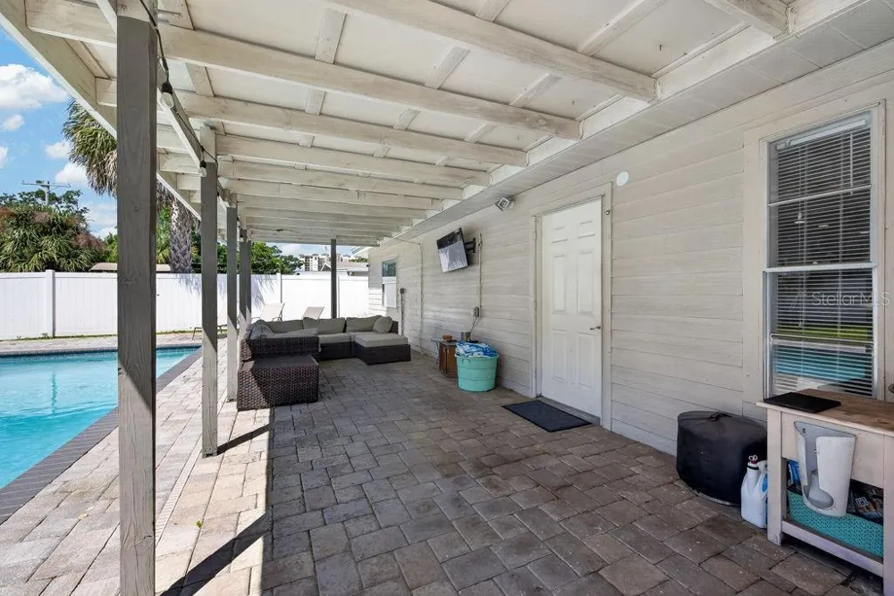 4710 W TRILBY AVENUE Tampa, FL 33616