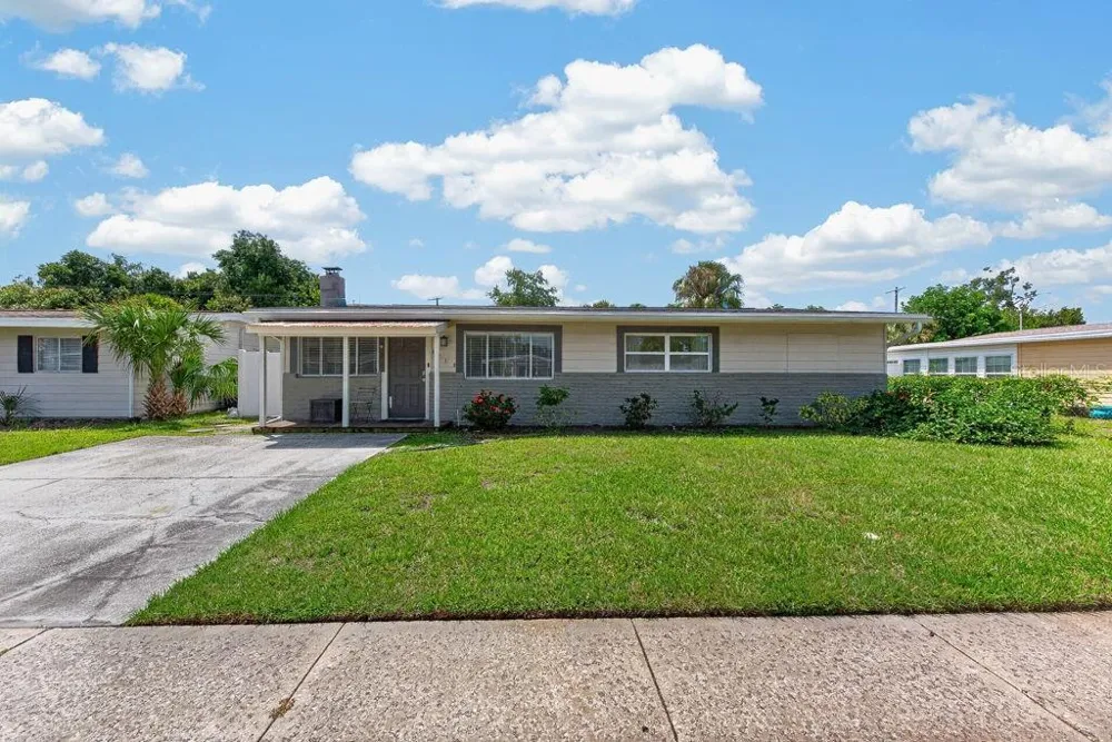 4710 W TRILBY AVENUE Tampa, FL 33616