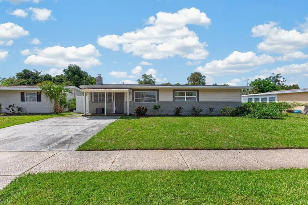 4710 W TRILBY AVENUE Tampa, FL 33616