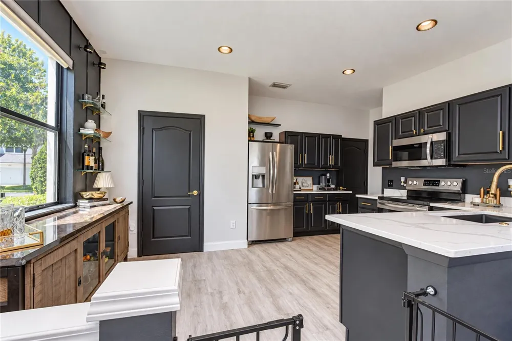 4826 BARNSTEAD DRIVE Riverview, FL 33578