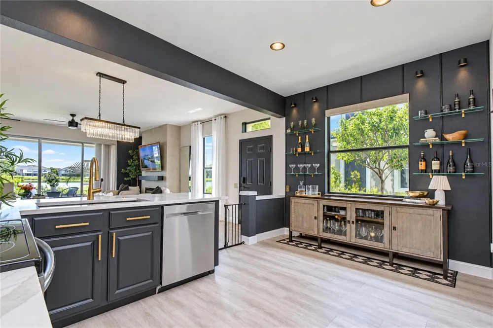 4826 BARNSTEAD DRIVE Riverview, FL 33578