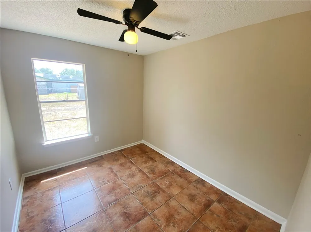 1433 Madrid Drive Corpus Christi, TX 78416