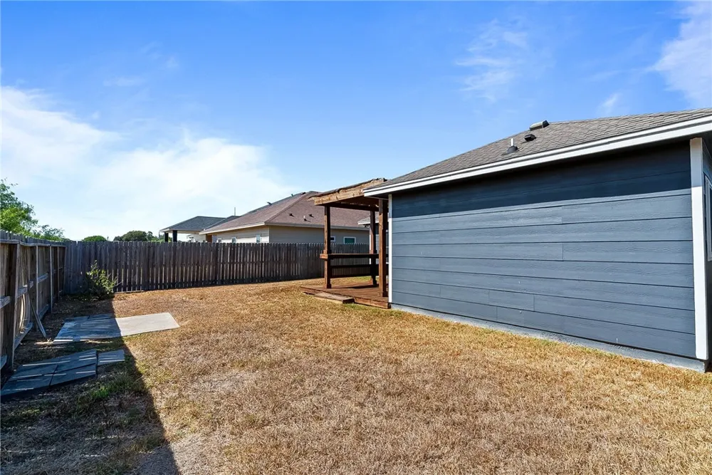 7309 Clapton Drive Corpus Christi, TX 78414