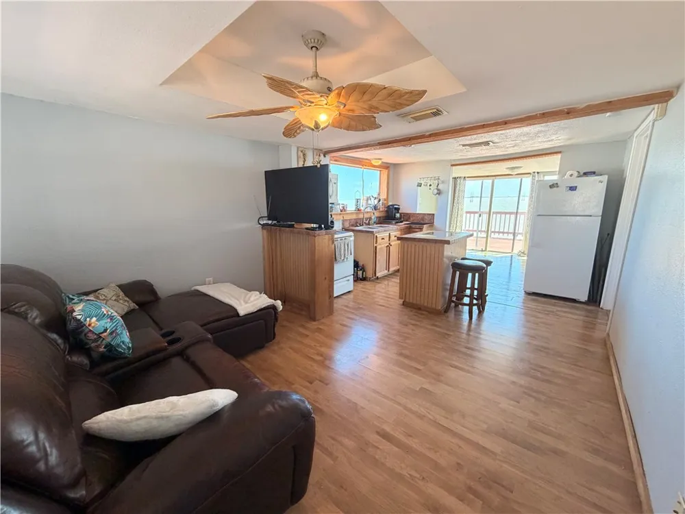 9109 County Road 2226 Taft, TX 78390