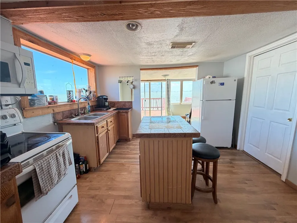 9109 County Road 2226 Taft, TX 78390