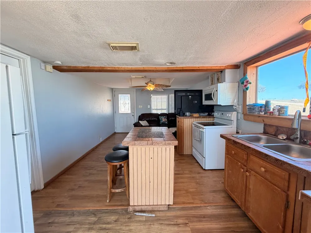 9109 County Road 2226 Taft, TX 78390