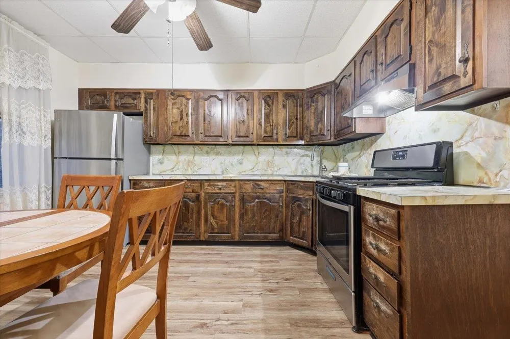 98 WEST 47TH ST Bayonne, NJ 07001