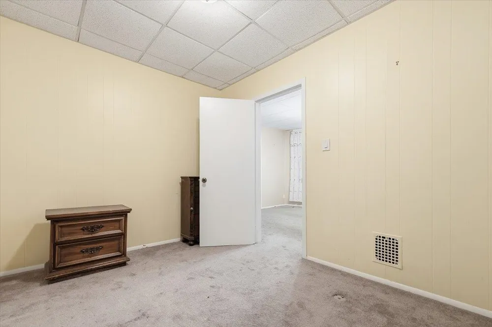 98 WEST 47TH ST Bayonne, NJ 07001